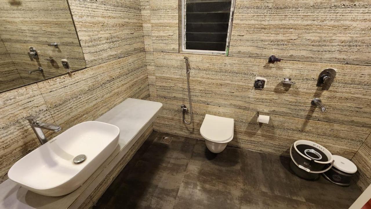 Coastal Bay Beach Resort Harnai Екстер'єр фото